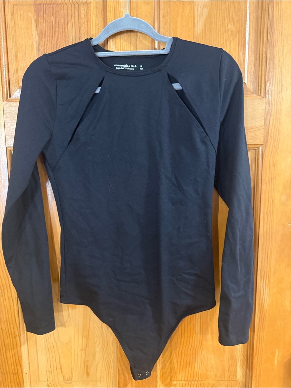 Abercrombie & Fitch black bodysuit unique shoulder cut-out size medium .